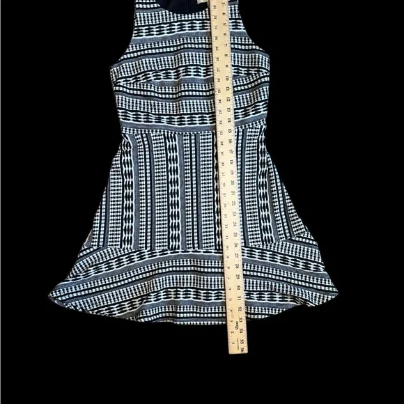 Like New Loft Dress - Picture 9 of 9